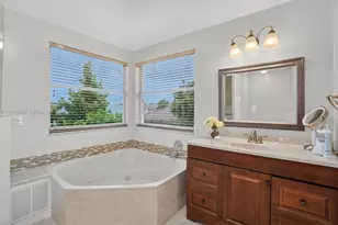 18253 SW 5th St, Pembroke Pines, FL 33029 - Photo 26