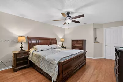 18253 SW 5th St, Pembroke Pines, FL 33029 - Photo 24