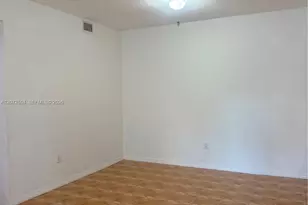 700 SW 106th Ave, Pembroke Pines, FL 33025 - Photo 10
