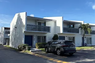 17180 SW 94th Ave, Palmetto Bay, FL 33157 - Photo 1