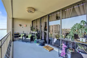 11113 Biscayne Blvd, Miami, FL 33181 - Photo 8