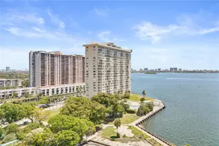 11113 Biscayne Blvd, Miami, FL 33181 - Photo 1