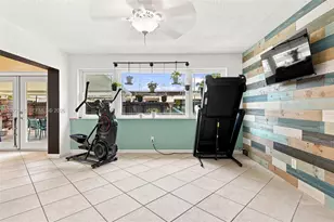 7640 NW 8th St, Pembroke Pines, FL 33024 - Photo 8