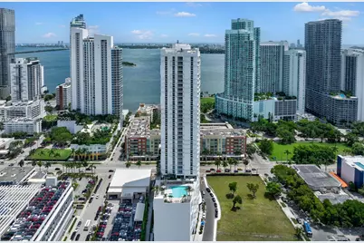 2000 Biscayne Blvd #2615, Miami, FL 33137 - Photo 2