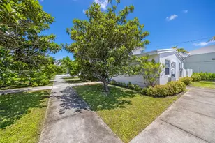 3740 W Hallandale Beach Blvd, Hollywood, FL 33023 - Photo 4