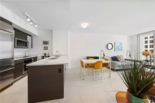 55 SE 6th St, Miami, FL 33131 - Photo 2