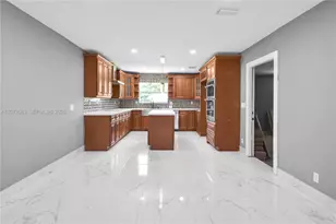 18200 SW 48th St, Southwest Ranches, FL 33331 - Photo 12