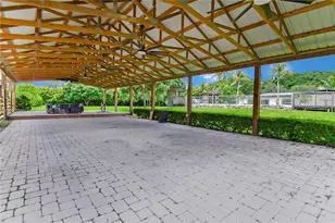 18200 SW 48th St, Southwest Ranches, FL 33331 - Photo 40