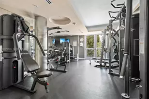 110 Washington Ave, Miami Beach, FL 33139 - Photo 22