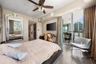 110 Washington Ave, Miami Beach, FL 33139 - Photo 12
