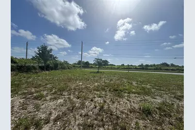 11703 SW 226 Terrace, Goulds, FL 33170 - Photo 4