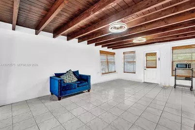 340 W 55th St, Hialeah, FL 33012 - Photo 26