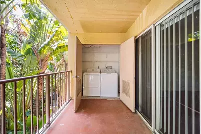771 N Pine Island Rd #205, Plantation, FL 33324 - Photo 14