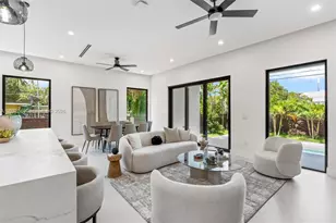 1319 NE 13th Ave, Fort Lauderdale, FL 33304 - Photo 2