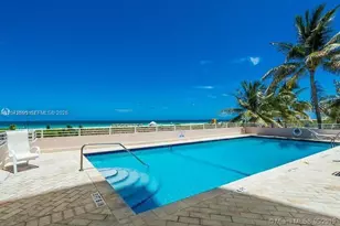 345 Ocean Dr, Miami Beach, FL 33139 - Photo 18