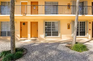 7155 Miami Lakes Dr, Miami Lakes, FL 33014 - Photo 12