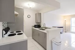 7155 Miami Lakes Dr, Miami Lakes, FL 33014 - Photo 4