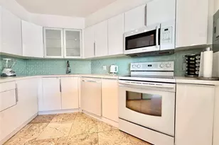 5161 Collins Ave, Miami Beach, FL 33140 - Photo 12