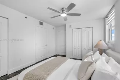 1200 Brickell Bay Dr #2501, Miami, FL 33131 - Photo 16