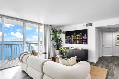 1200 Brickell Bay Dr #2501, Miami, FL 33131 - Photo 18