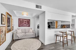 1200 Brickell Bay Dr, Miami, FL 33131 - Photo 4