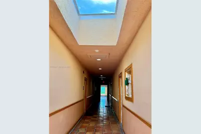 934 Michigan Ave #304, Miami Beach, FL 33139 - Photo 20