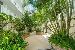1670 Bay Rd, Miami Beach, FL 33139 - Photo 2