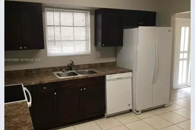 980 NW 182nd St, Miami Gardens, FL 33169 - Photo 6
