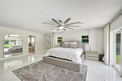 10880 SW 25th St, Davie, FL 33324 - Photo 40
