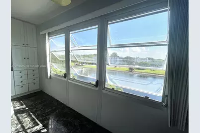 4051 N Newport N #4051, Deerfield Beach, FL 33442 - Photo 8