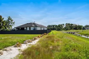 3705 N Sunshine Blvd N, Lehigh Acres, FL 33971 - Photo 10