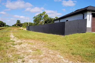 3705 N Sunshine Blvd  N, Lehigh Acres, FL 33971 - Photo 8