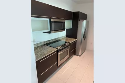 950 Brickell Bay Dr #801, Miami, FL 33131 - Photo 2