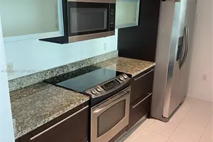 950 Brickell Bay Dr, Miami, FL 33131 - Photo 2