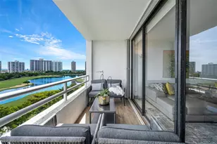 20225 NE 34th Ct, Aventura, FL 33180 - Photo 14