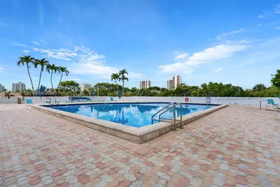 20225 NE 34th Ct #1119, Aventura, FL 33180 - Photo 32