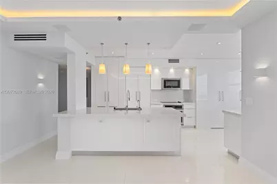 4201 Collins Ave #2202, Miami Beach, FL 33140 - Photo 6