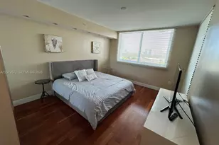 19400 Turnberry Way, Aventura, FL 33180 - Photo 6