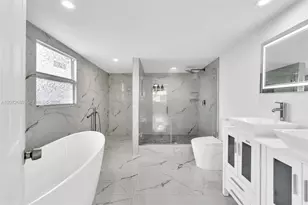 18381 NE 21st Pl, North Miami Beach, FL 33179 - Photo 22