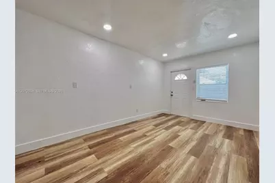 12906 NE 6th Ave #6, North Miami, FL 33161 - Photo 8
