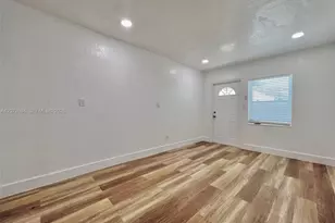 12906 NE 6th Ave, North Miami, FL 33161 - Photo 8