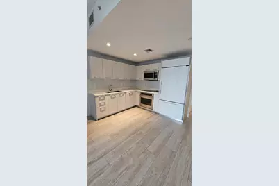 45 SW 9th St #2102, Miami, FL 33130 - Photo 1