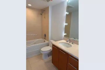 50 W Biscayne Blvd #3907, Miami, FL 33132 - Photo 2