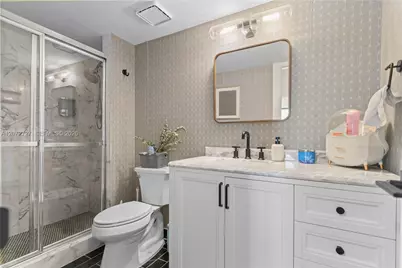 1000 Quayside Ter #TS-05, Miami, FL 33138 - Photo 32