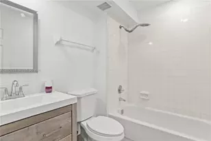 7925 Fairview Dr, Tamarac, FL 33321 - Photo 20