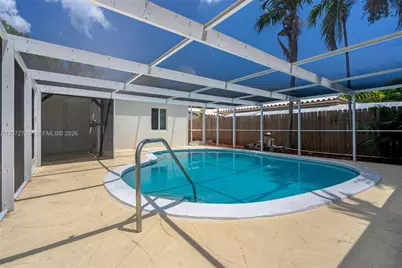 1514 NE 176th St, North Miami Beach, FL 33162 - Photo 18