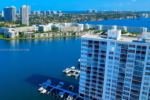 2780 NE 183rd St, Aventura, FL 33160 - Photo 24
