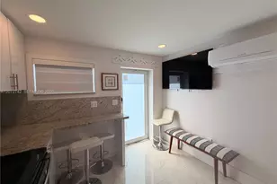 2036 Jackson St, Hollywood, FL 33020 - Photo 2