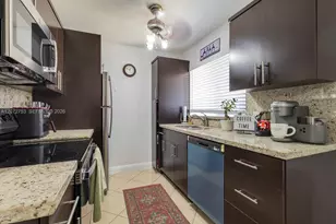7757 SW 86th St, Miami, FL 33143 - Photo 10