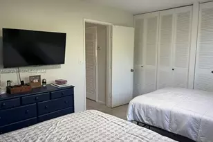 5610 NE 18th Ave, Fort Lauderdale, FL 33334 - Photo 10